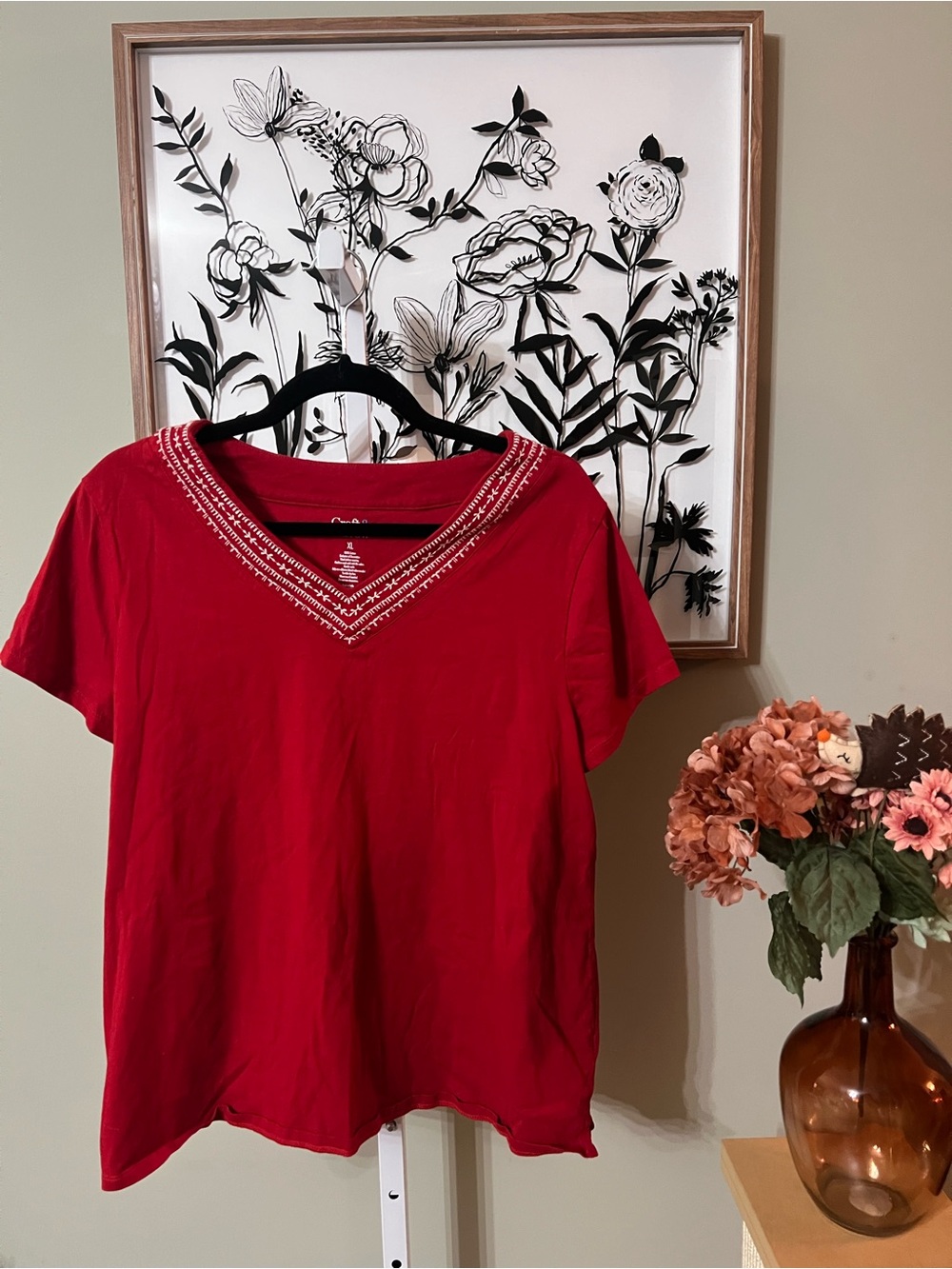 Croft & Barrow Red Embroidered V-Neck Short Sleeve Cotton Top Size XL